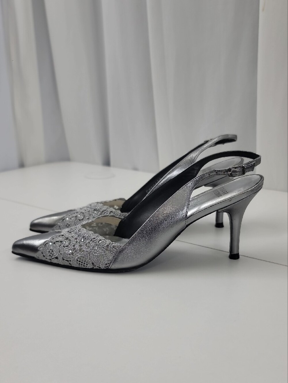 Stuart Weitzman Silver Lace Slingbacks Size 8
